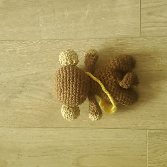 Crochet Monkey with Banana Bag - Picture 2 of 5